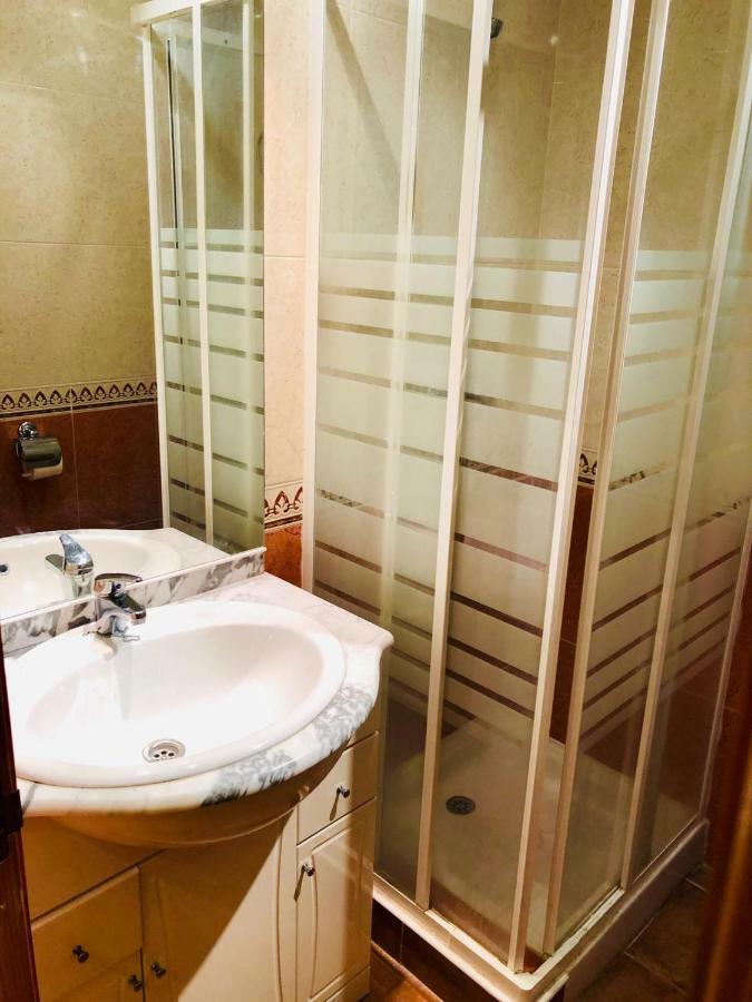 Hostal Matias Abades  Eksteriør bilde